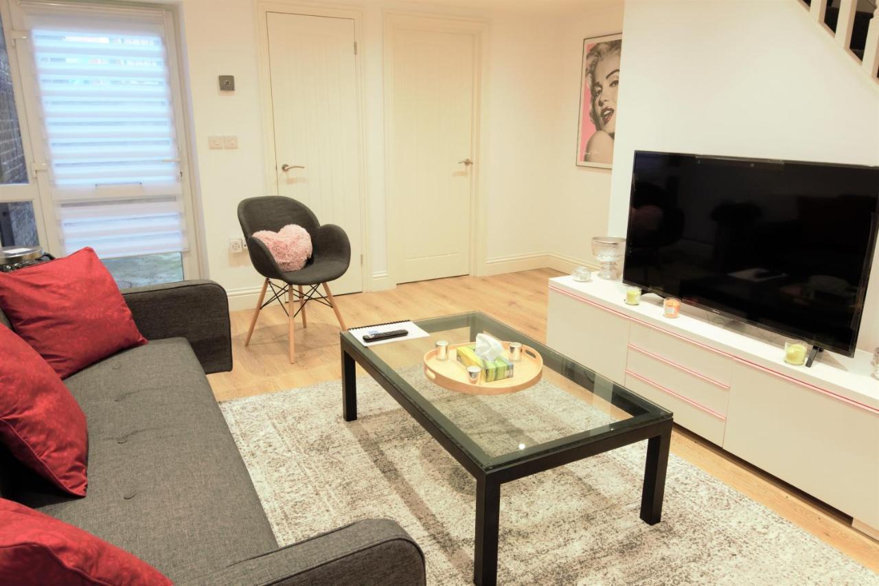 Stylish 2 Bedroom Apartment In The Heart Of Greenwich London Exterior foto
