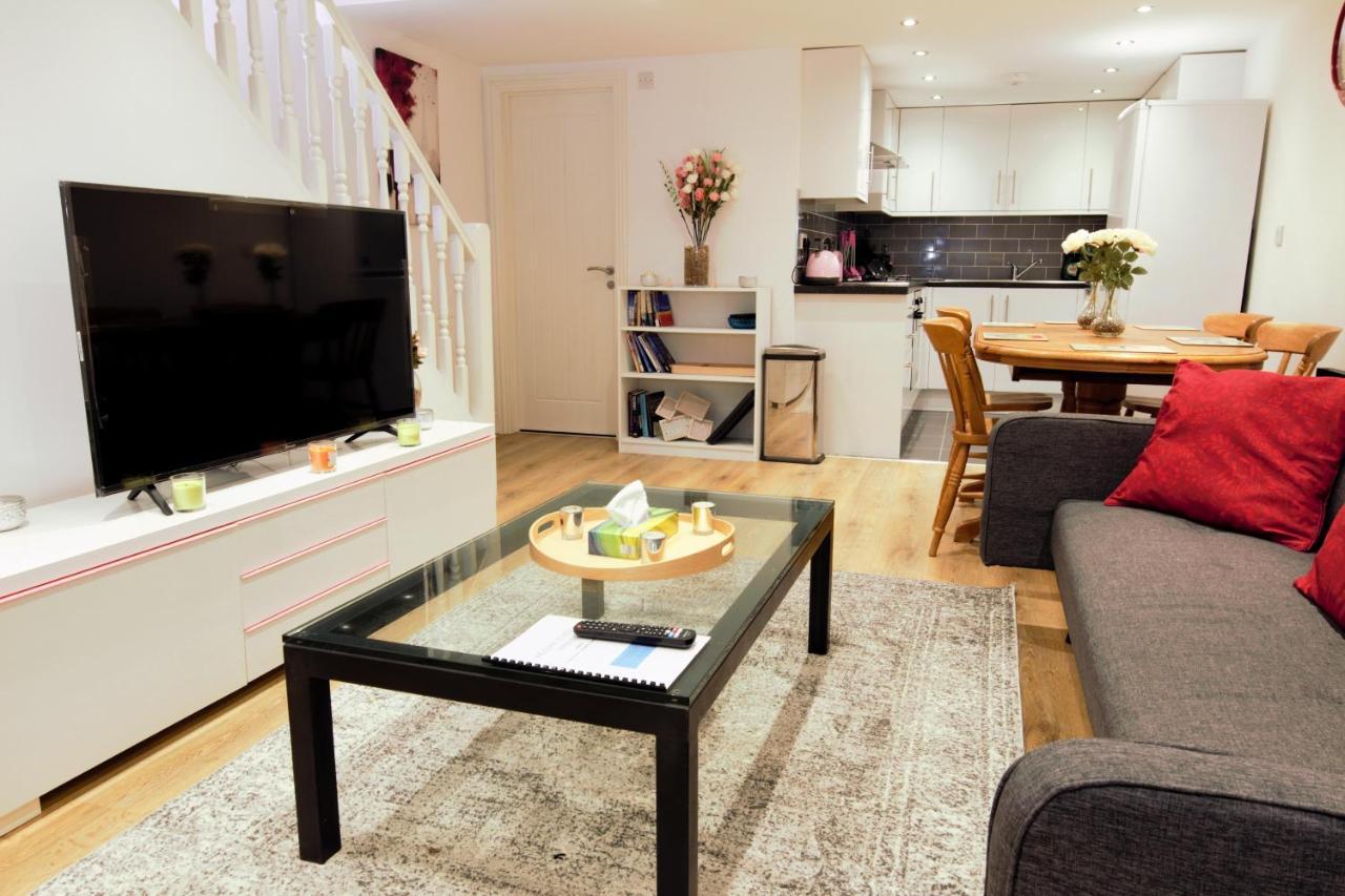 Stylish 2 Bedroom Apartment In The Heart Of Greenwich London Exterior foto